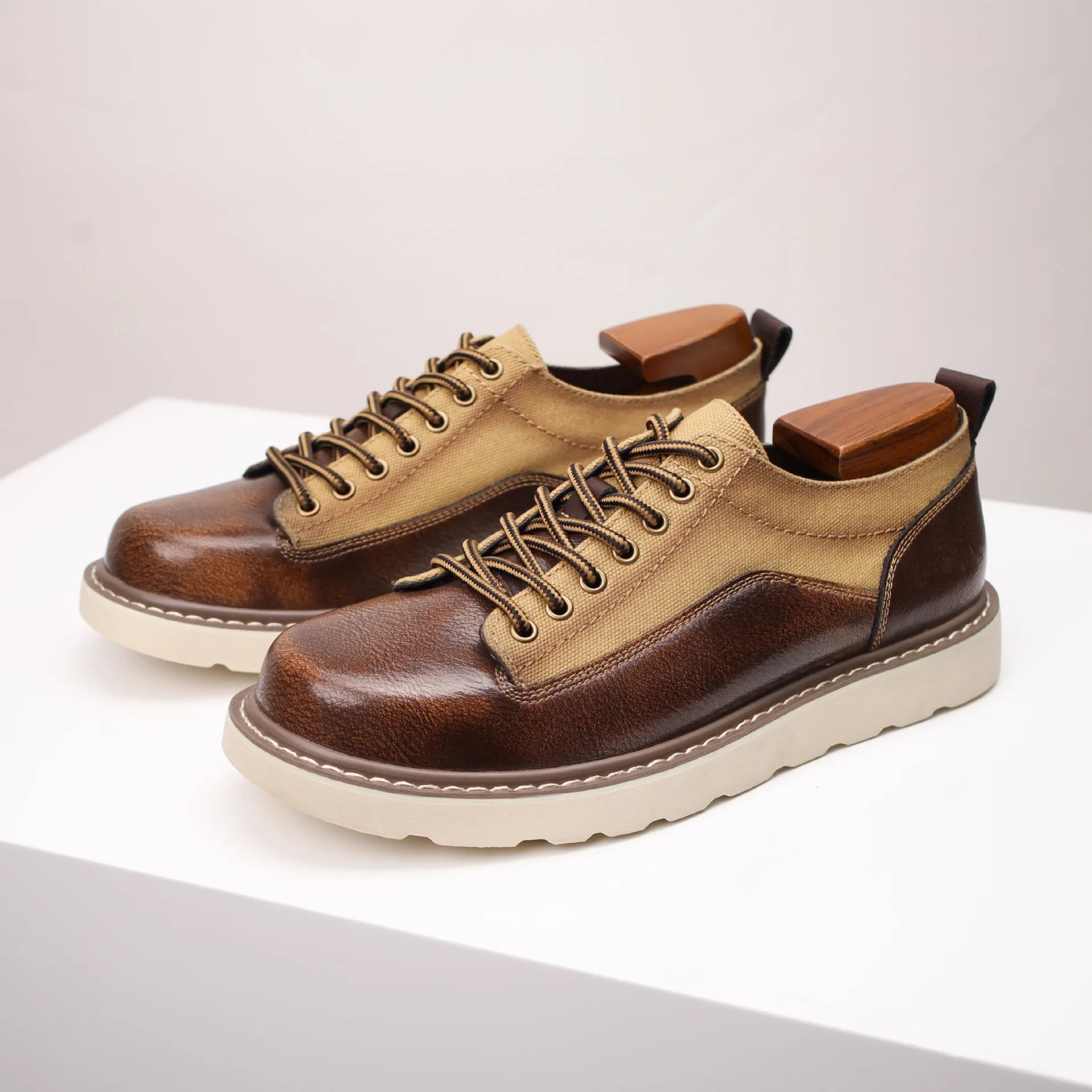 Alderfield Full Grain & Canvas Oxford