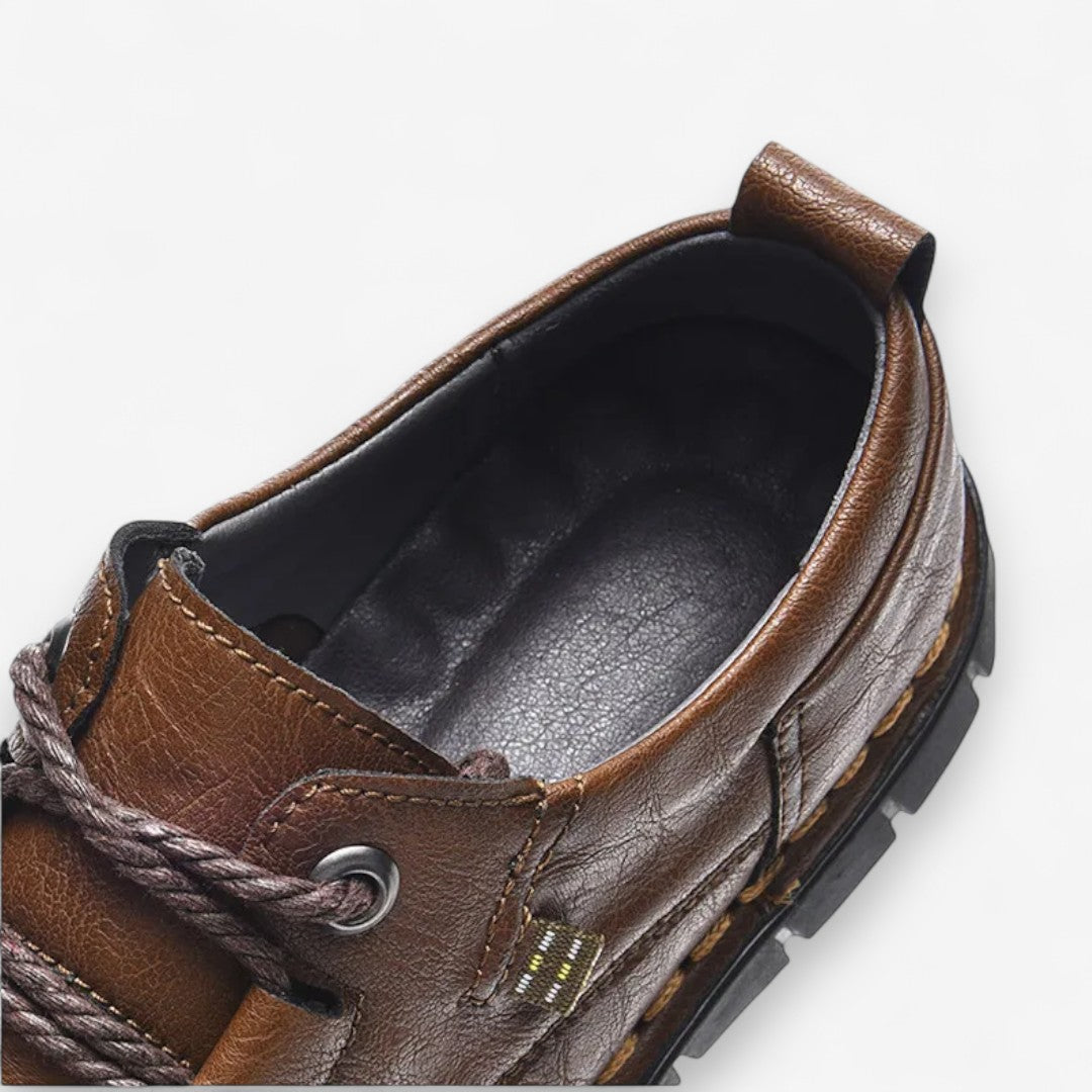 Dunlow Full–Grain Stitch Moc