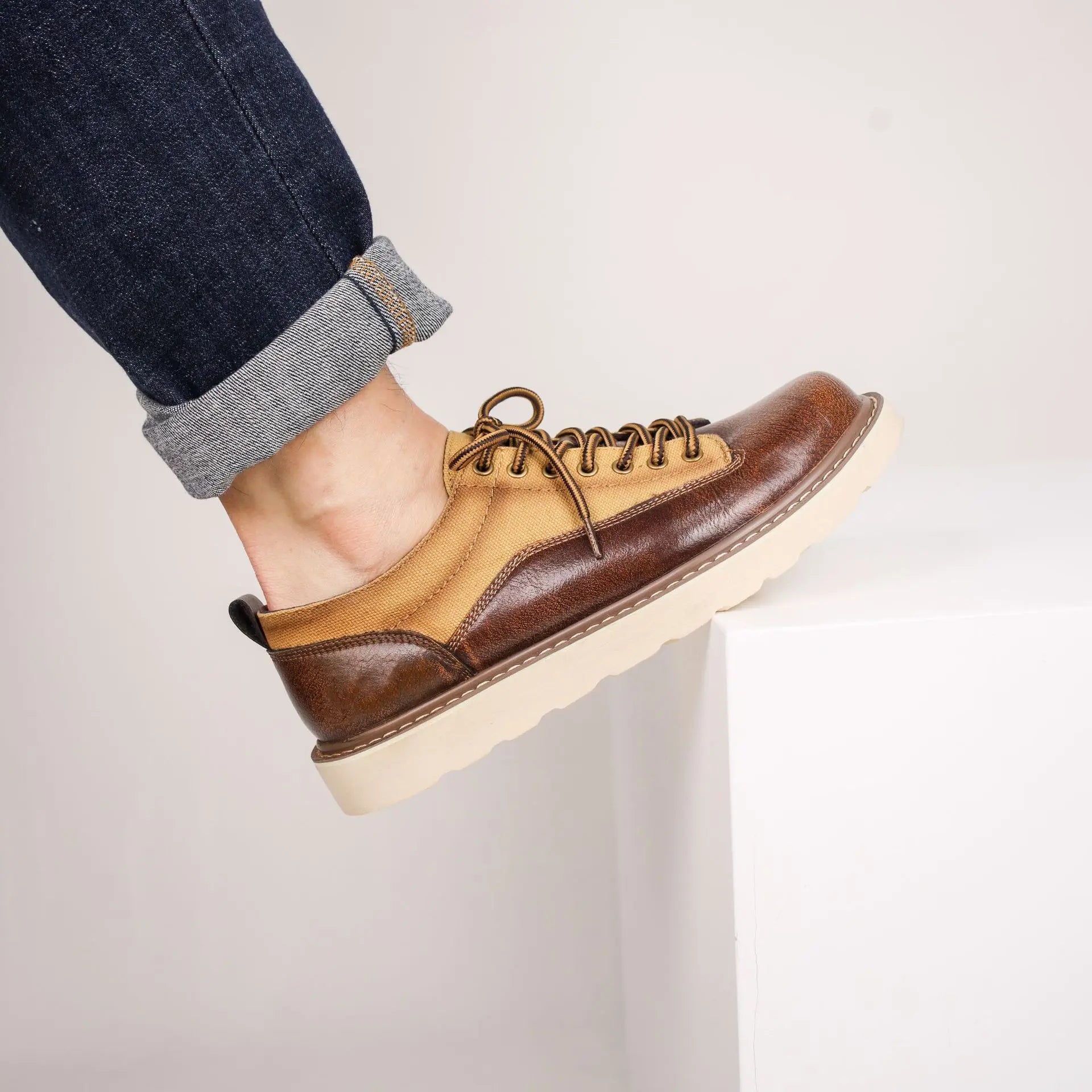 Alderfield Full Grain & Canvas Oxford